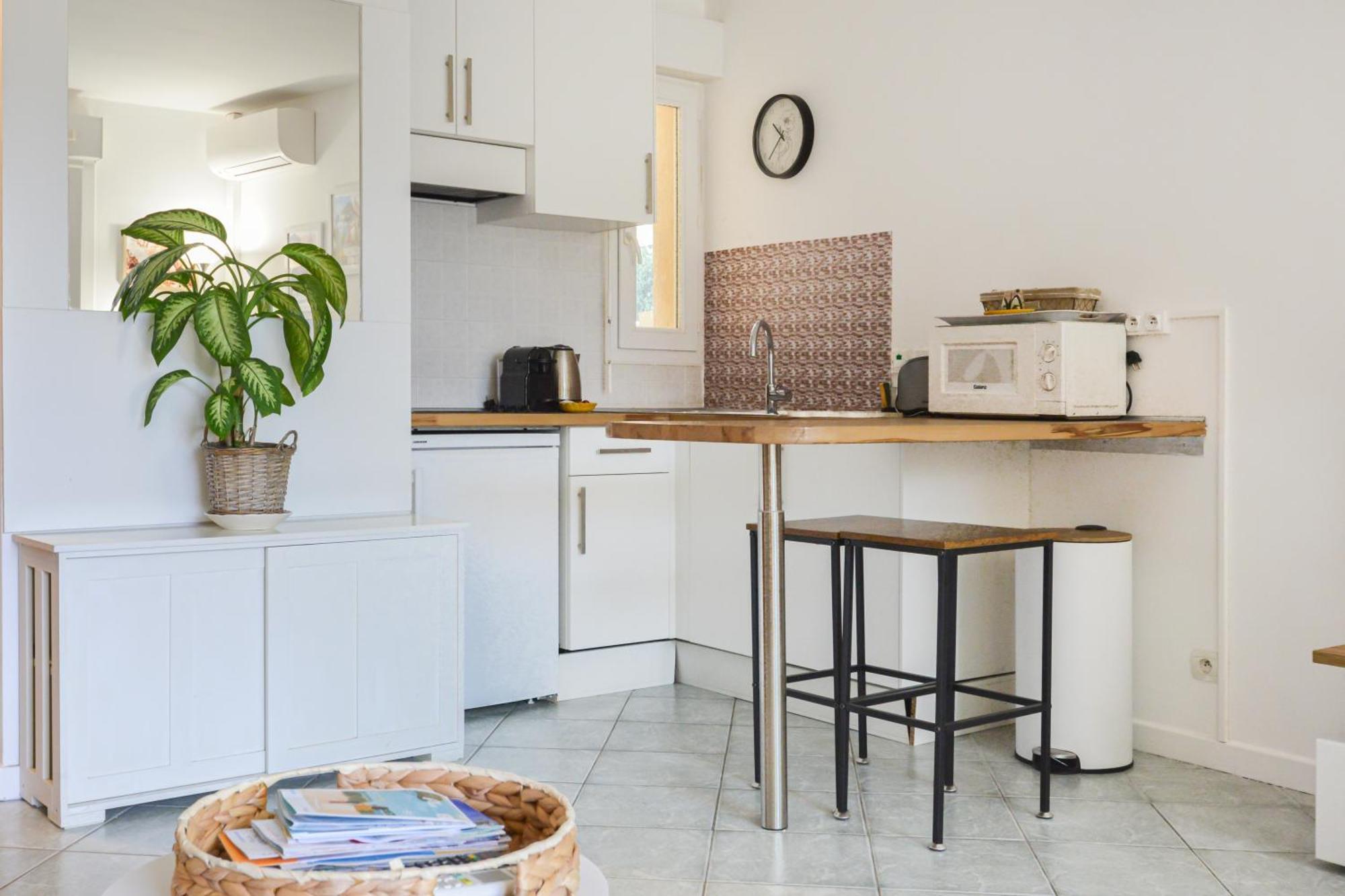 Magnifique Au Calme, Climatisation, Parking, Wifi. Apartment *