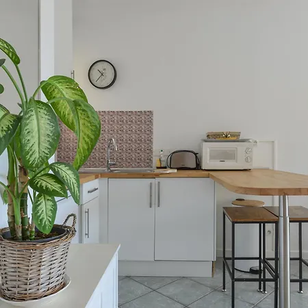 Magnifique Studio Au Calme, Climatisation, Parking, Wifi. Beaulieu-sur-Mer Exterior photo